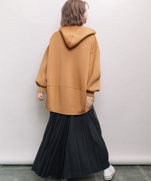 refinedworks（リファインドワークス）の「ダンボールバルーンパーカー（パーカー・レディース・チャコールグレー/グレー系その他/キャメル・FREE）」の15枚目の写真