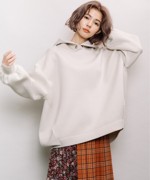 refinedworks（リファインドワークス）の「ダンボールバルーンパーカー（パーカー・レディース・チャコールグレー/グレー系その他/キャメル・FREE）」の19枚目の写真