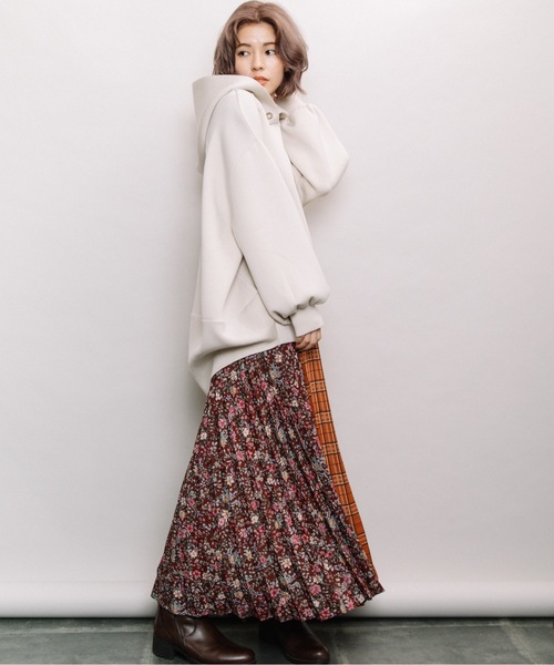 refinedworks（リファインドワークス）の「ダンボールバルーンパーカー（パーカー・レディース・チャコールグレー/グレー系その他/キャメル・FREE）」の20枚目の写真