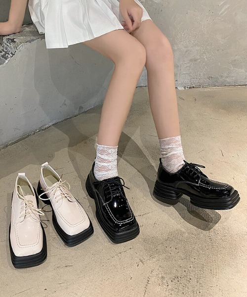 SFW（エスエフダブリュー）の「厚底フラットシューズ（ドレスシューズ・レディース・ホワイト/ブラック・38/39/35/36/37）」の6枚目の写真