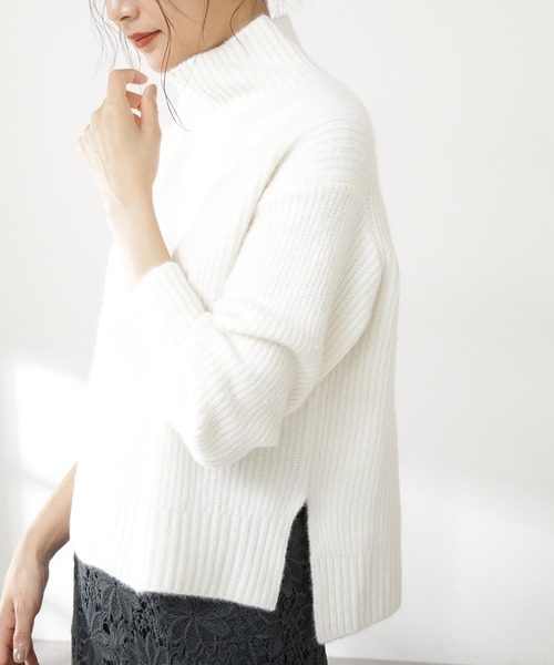 N.(N. Natural Beauty Basic)(エヌエヌナチュラルビューティーベーシック)の「◆ウォッシャブルフォックス混ハイネックニット(ニット/セーター・レディース・ネイビー/アイボリー/モカ/ピンク・MEDIUM)」の9枚目の写真