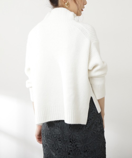 N.(N. Natural Beauty Basic)(エヌエヌナチュラルビューティーベーシック)の「◆ウォッシャブルフォックス混ハイネックニット(ニット/セーター・レディース・ネイビー/アイボリー/モカ/ピンク・MEDIUM)」の12枚目の写真