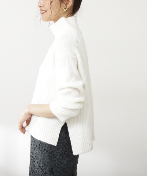 N.(N. Natural Beauty Basic)(エヌエヌナチュラルビューティーベーシック)の「◆ウォッシャブルフォックス混ハイネックニット(ニット/セーター・レディース・ネイビー/アイボリー/モカ/ピンク・MEDIUM)」の6枚目の写真