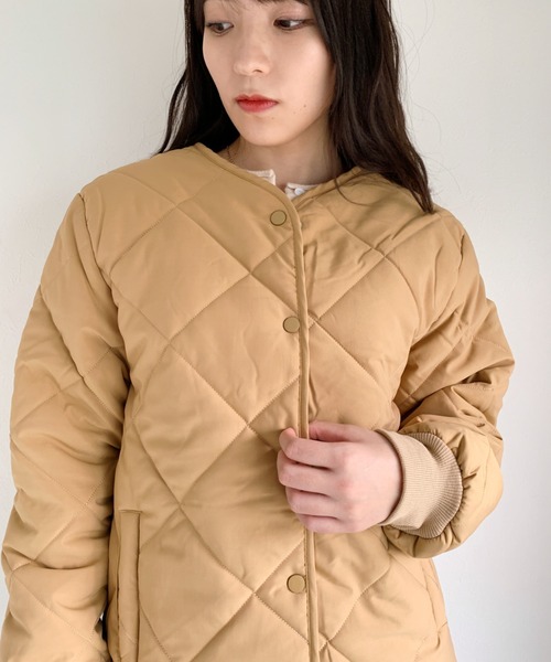 CLEA（クレア）の「ノーカラーダウンジャケット（ダウンジャケット/コート・レディース・ベージュ/アイボリー・FREE）」の17枚目の写真