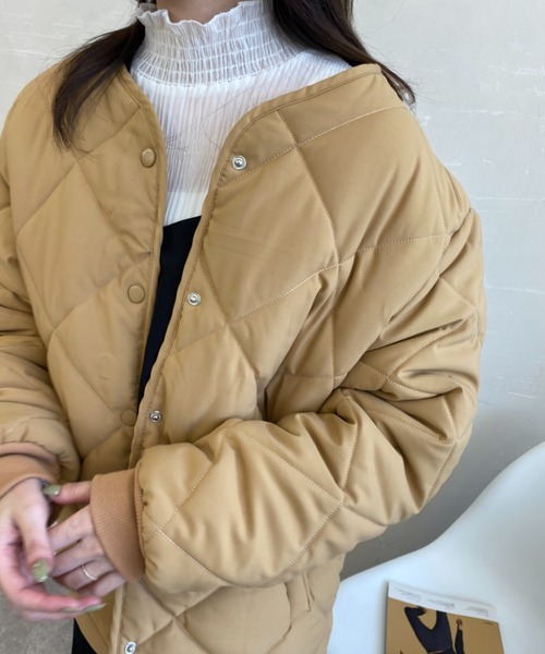 CLEA（クレア）の「ノーカラーダウンジャケット（ダウンジャケット/コート・レディース・ベージュ/アイボリー・FREE）」の14枚目の写真