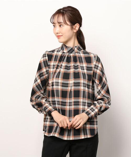 NARACAMICIE（ナラカミーチェ）の「ツイルチェックスタンドネックブラウス（シャツ/ブラウス・レディース・ベージュ/ブルー・SMALL/LARGE/MEDIUM/XXX-LARGE/XX-LARGE/X-LARGE）」の19枚目の写真