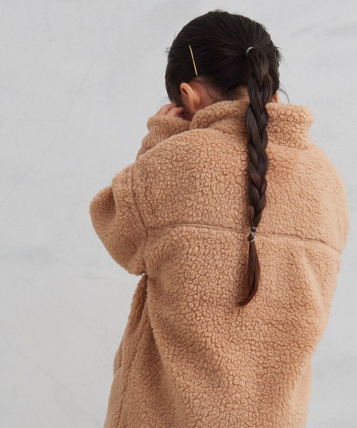 OMNES（オムネス）の「キッズ　ストレッチボア裾ドロストブルゾン（ブルゾン・キッズ・ブラック/アイボリー/キャメル・100/110/120/130/140）」の6枚目の写真