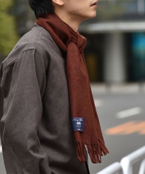 SHIPS（シップス）の「SHIPS: MOON ソリッドマフラー（マフラー・メンズ・ネイビー/グリーン/ダークグレー/キャメル/レンガ・ONE SIZE）」の17枚目の写真