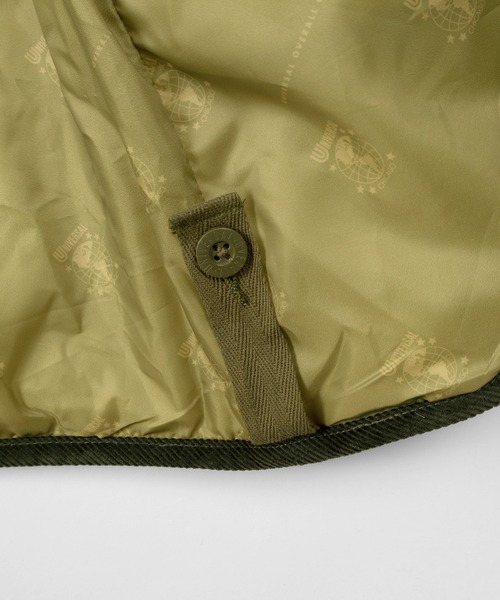 UNIVERSAL OVERALL(ユニバーサルオーバーオール)の「【UNIVERSAL OVERALL/ユニバーサルオーバーオール】 キルティング Vネック パイピング コート/ QUILT COAT/ ロングコート(ダウンジャケット/コート・メンズ・ブラック/オリーブ/オフホワイト・M/L/XL)」の11枚目の写真