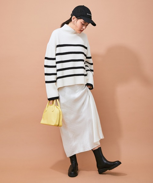 ADAM ET ROPE'（アダムエロペ）の「【WEB限定】サイドゴアブーツ（ブーツ・レディース・ブラック・23.5cm/24.5cm/23.0cm/24.0cm）」の13枚目の写真