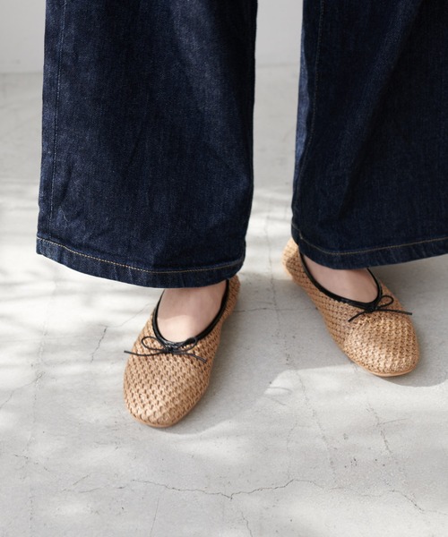 DISCOAT（ディスコート）の「メッシュ編みバレエシューズ（バレエシューズ・レディース・ブラック/ベージュ/アイボリー・MEDIUM/LARGE）」の13枚目の写真