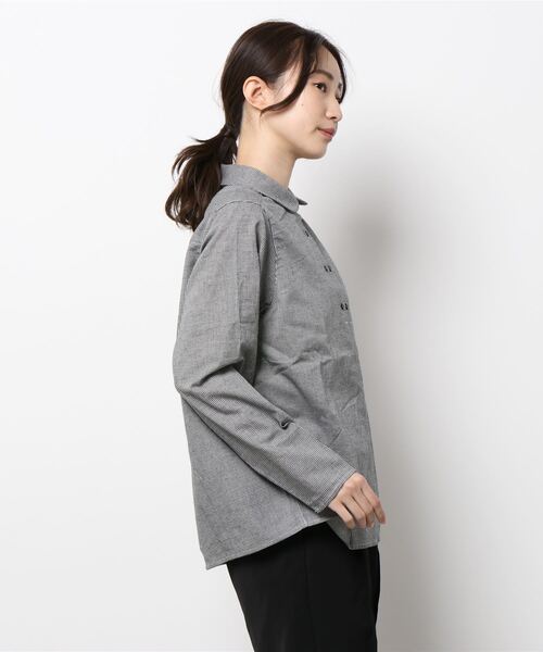 Samansa Mos2（サマンサ モスモス）の「ダブル釦ブラウス（シャツ/ブラウス・レディース・ブラック/ネイビー/オフホワイト・ﾌﾘ-）」の5枚目の写真