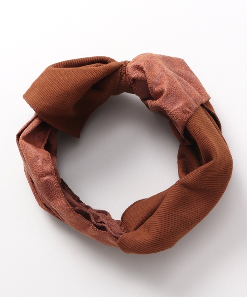 チャイハネ（チャイハネ）の「【チャイハネ】レザー風リボンヘアバンド（ヘアバンド・レディース・ブラック/ベージュ/ブラウン・FREE）」の5枚目の写真