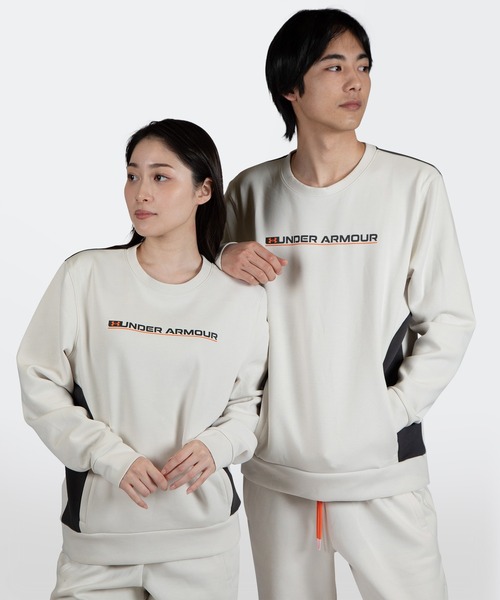 UNDER ARMOUR（アンダーアーマー）の「UAサミット ニット クルーシャツ（トレーニング/メンズ）（スウェット・メンズ・ブラック/ベージュ・3XL/S/XXL/M/L/XL）」の2枚目の写真