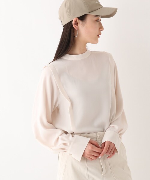 OPAQUE.CLIP(オペークドットクリップ)の「◆ハイネックタックブラウス(シャツ/ブラウス・レディース・ホワイト系その他/オフホワイト/ブラック系/ブルー・40/38/42)」の1枚目の写真