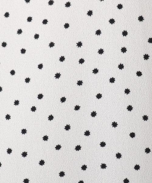 OPAQUE.CLIP(オペークドットクリップ)の「◆ハイネックタックブラウス(シャツ/ブラウス・レディース・ホワイト系その他/オフホワイト/ブラック系/ブルー・40/38/42)」の19枚目の写真