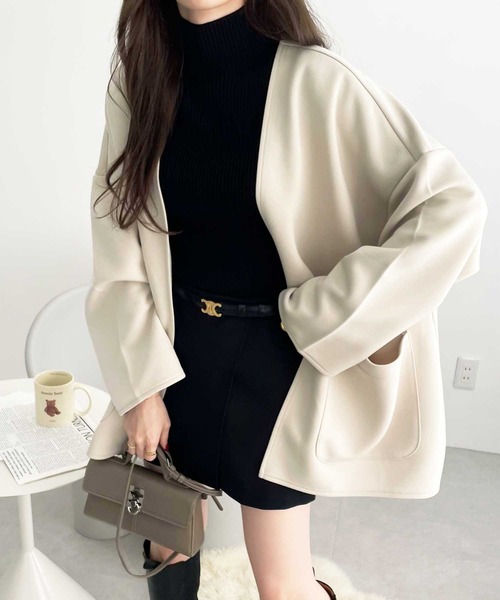 GeeRA(ジーラ)の「【新色追加】アソート素材ミドル丈ジャケット(ノーカラージャケット・レディース・ブラック/アイボリー/モカ/ブラック系その他/ライトベージュ・MEDIUM)」の8枚目の写真