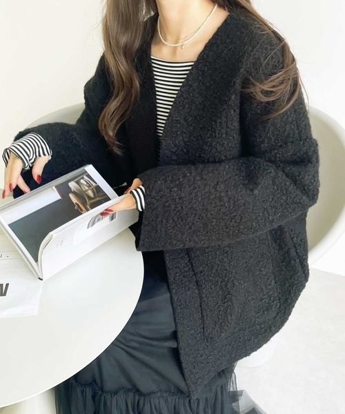 GeeRA(ジーラ)の「【新色追加】アソート素材ミドル丈ジャケット(ノーカラージャケット・レディース・ブラック/アイボリー/モカ/ブラック系その他/ライトベージュ・MEDIUM)」の11枚目の写真