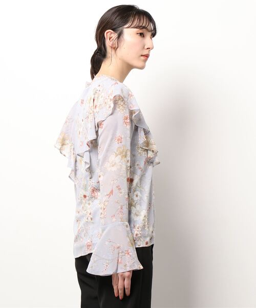 ANDGEEBEE（アンジービー）の「ボウタイブラウス（シャツ/ブラウス・レディース・ホワイト/ラベンダー・MEDIUM）」の3枚目の写真