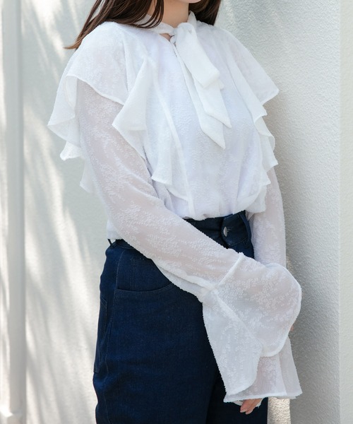 ANDGEEBEE（アンジービー）の「ボウタイブラウス（シャツ/ブラウス・レディース・ホワイト/ラベンダー・MEDIUM）」の12枚目の写真