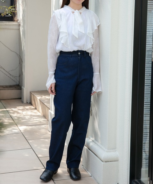 ANDGEEBEE（アンジービー）の「ボウタイブラウス（シャツ/ブラウス・レディース・ホワイト/ラベンダー・MEDIUM）」の6枚目の写真