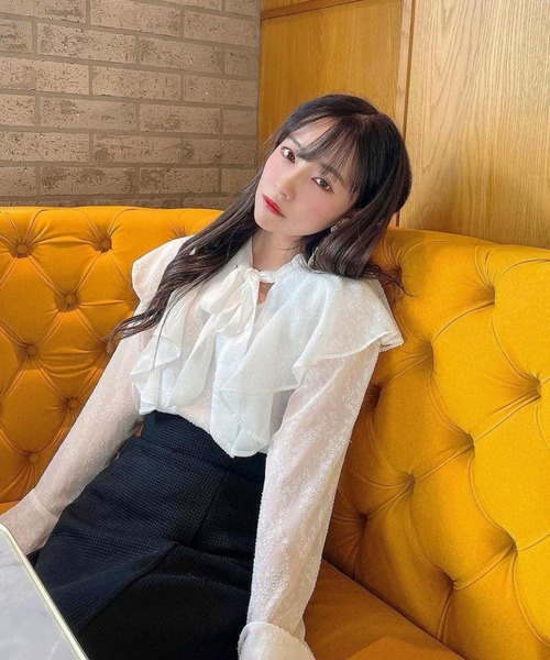 ANDGEEBEE（アンジービー）の「ボウタイブラウス（シャツ/ブラウス・レディース・ホワイト/ラベンダー・MEDIUM）」の21枚目の写真