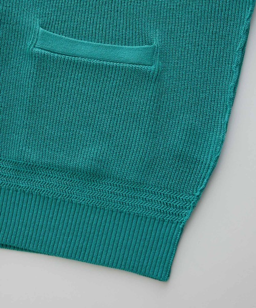 ADAM ET ROPE'(アダムエロペ)の「エクストラドライタッチ ビッグシルエット クルーネックカーディガン(カーディガン/ボレロ・メンズ・ブラック/ベージュ系その他/グリーン/イエロー系その他・M/L)」の19枚目の写真