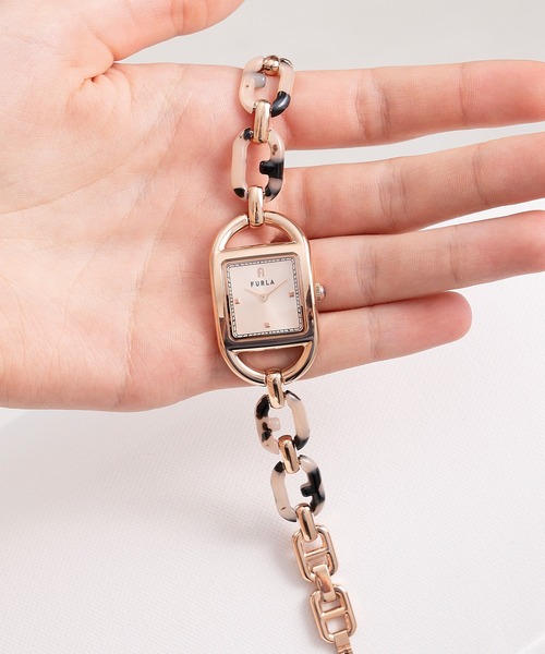 FURLA(フルラ)の「FURLA/フルラ FURLA CHAIN SQUARE/フルラ チェーン スクエア 腕時計 WW00026003L3 レディース(アナログ腕時計・レディース・ピンクゴールド・FREE)」の10枚目の写真