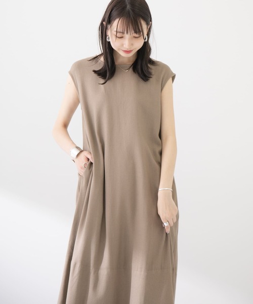 ITEMS URBANRESEARCH(アイテムズ アーバンリサーチ)の「リネンレーヨンフレンチワンピース(ワンピース・レディース・ブラック/グリーン/モカ・FREE)」の6枚目の写真