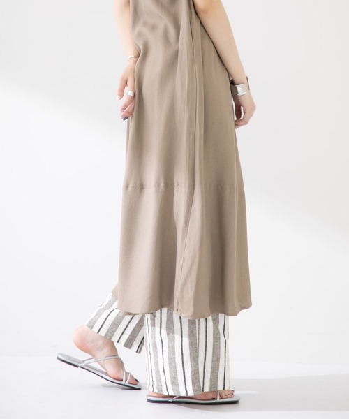 ITEMS URBANRESEARCH(アイテムズ アーバンリサーチ)の「リネンレーヨンフレンチワンピース(ワンピース・レディース・ブラック/グリーン/モカ・FREE)」の7枚目の写真