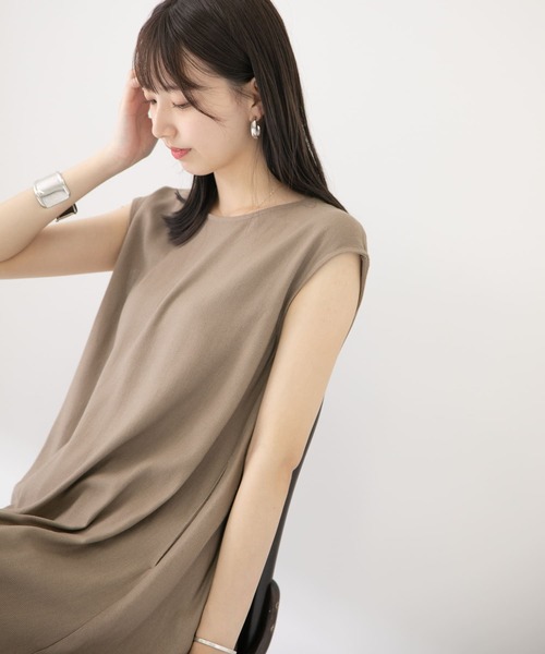 ITEMS URBANRESEARCH(アイテムズ アーバンリサーチ)の「リネンレーヨンフレンチワンピース(ワンピース・レディース・ブラック/グリーン/モカ・FREE)」の12枚目の写真