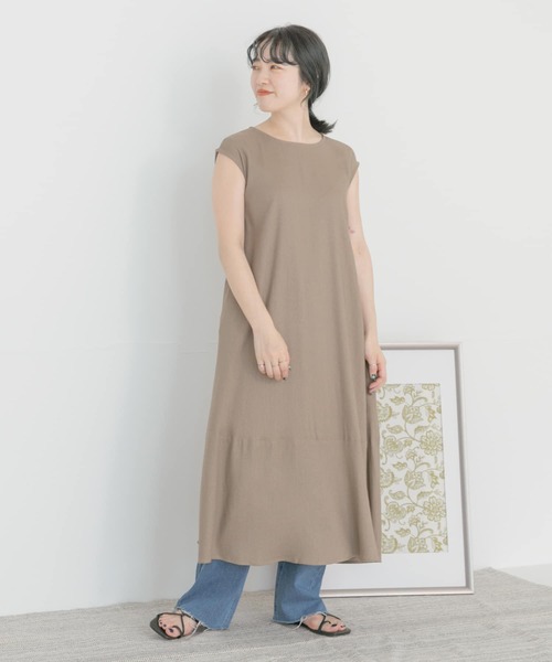 ITEMS URBANRESEARCH(アイテムズ アーバンリサーチ)の「リネンレーヨンフレンチワンピース(ワンピース・レディース・ブラック/グリーン/モカ・FREE)」の16枚目の写真