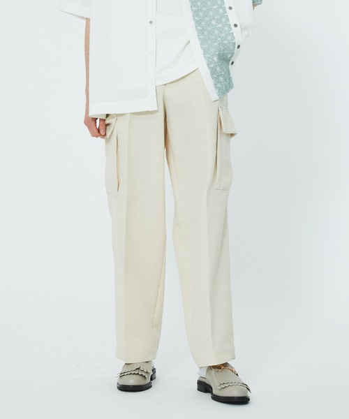 UNITED TOKYO（ユナイテッドトウキョウ）の「リネンキャンバスカーゴワイドパンツ（カーゴパンツ・メンズ・ブラック/グリーン/アイボリー・1/2/3）」の16枚目の写真