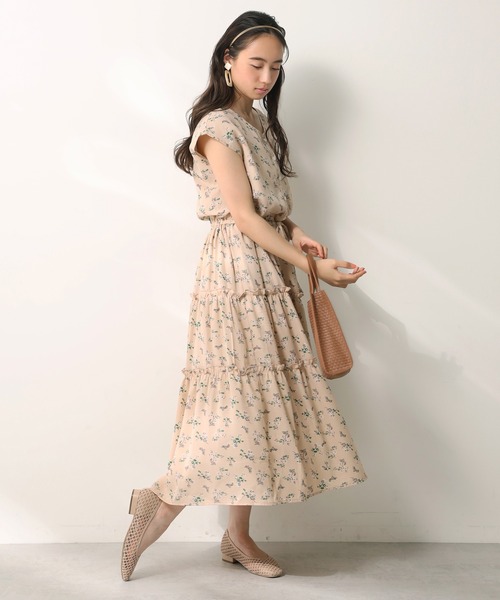 one after another NICE CLAUP(ワンアフターアナザーナイスクラップ)の「ノースリーブワンピース(ワンピース・レディース・ブラック・FREE)」の4枚目の写真