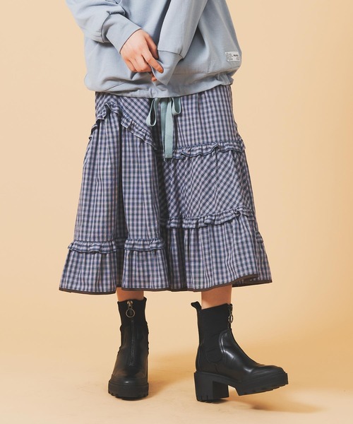 MILKFED.（ミルクフェド）の「PLAID TIERED SKIRT（スカート・レディース・レッド/ブルー・ONE SIZE）」の2枚目の写真