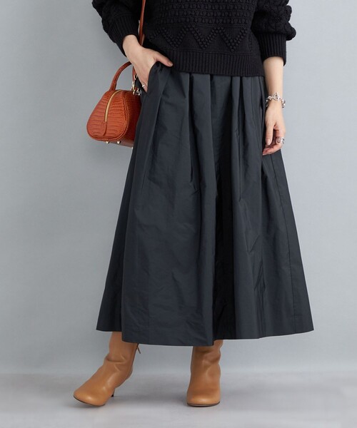 SHIPS(シップス)の「〈手洗い可能〉タフタスカート◆(スカート・レディース・ブラック/オリーブ・38/36)」の2枚目の写真