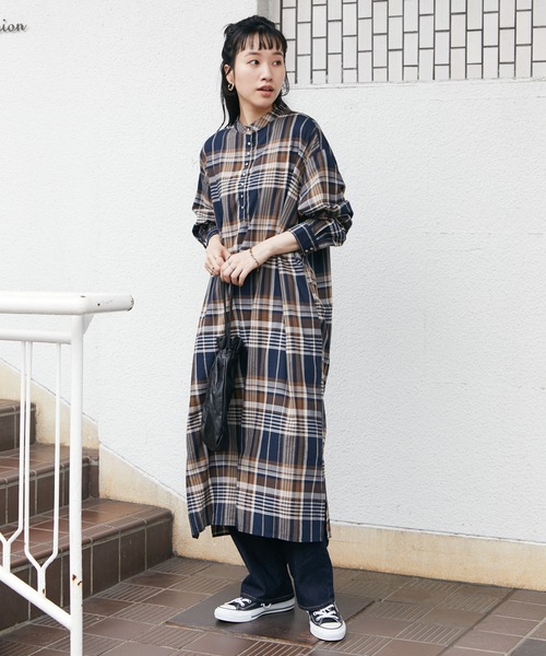 CRAFT STANDARD BOUTIQUE(クラフトスタンダードブティック)の「バンドカラーチェックワンピース *◆(シャツワンピース・レディース・オフホワイト/ベージュ系その他/ブルー系その他・FREE)」の3枚目の写真