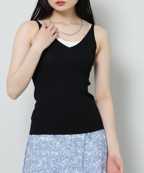 ALAND(エーランド)の「3.3 Field Trip/V NECK キャミニット 2353174(キャミソール・レディース・ブラック/クリーム/マスタード・FREE)」の1枚目の写真