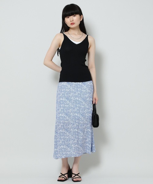 ALAND(エーランド)の「3.3 Field Trip/V NECK キャミニット 2353174(キャミソール・レディース・ブラック/クリーム/マスタード・FREE)」の4枚目の写真