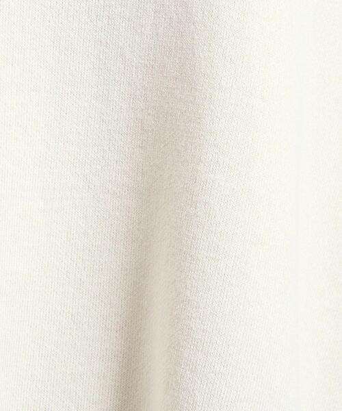 UNITED ARROWS（ユナイテッドアローズ）の「C/R スムース スリット クルーネック ニット（ニット/セーター・レディース・ブラック/ベージュ/オフホワイト/ターコイズブルー・FREE）」の16枚目の写真