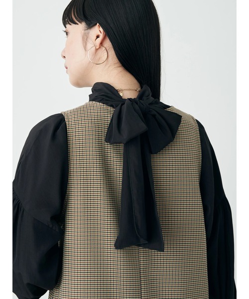 earth music&ecology（アースミュージックアンドエコロジー）の「2WAYジレワンピース（ワンピース・レディース・ブラック/ベージュ/チェック・FREE）」の5枚目の写真