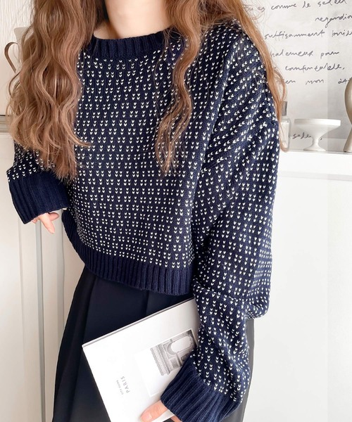 classicalelf（クラシカルエルフ）の「装いを華やかに。2wayジャガードニットショート丈カーディガン（カーディガン/ボレロ・レディース・ブラック/オフホワイト/ネイビー/グリーン・LARGE/X-LARGE/SMALL/MEDIUM）」の5枚目の写真