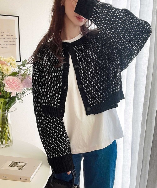classicalelf（クラシカルエルフ）の「装いを華やかに。2wayジャガードニットショート丈カーディガン（カーディガン/ボレロ・レディース・ブラック/オフホワイト/ネイビー/グリーン・LARGE/X-LARGE/SMALL/MEDIUM）」の14枚目の写真