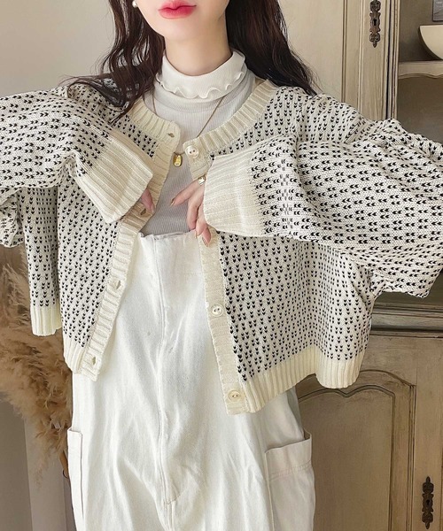 classicalelf（クラシカルエルフ）の「装いを華やかに。2wayジャガードニットショート丈カーディガン（カーディガン/ボレロ・レディース・ブラック/オフホワイト/ネイビー/グリーン・LARGE/X-LARGE/SMALL/MEDIUM）」の18枚目の写真