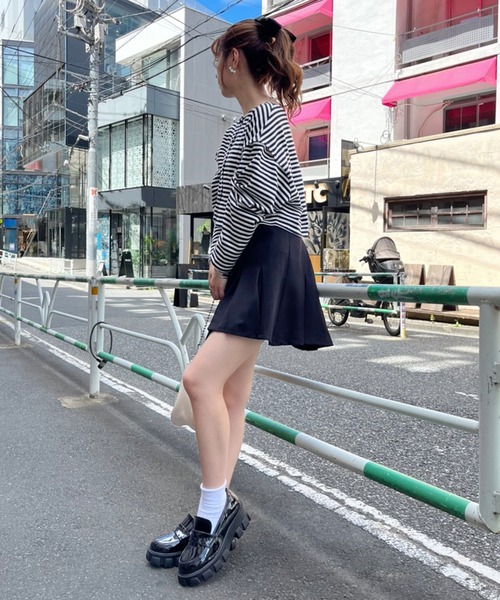 one after another NICE CLAUP（ワンアフターアナザーナイスクラップ）の「マルチWAYカッティングボーダートップス（Tシャツ/カットソー・レディース・ブラック系その他/ブラウン系その他/ベージュ系その他/グレイッシュベージュ・FREE）」の6枚目の写真