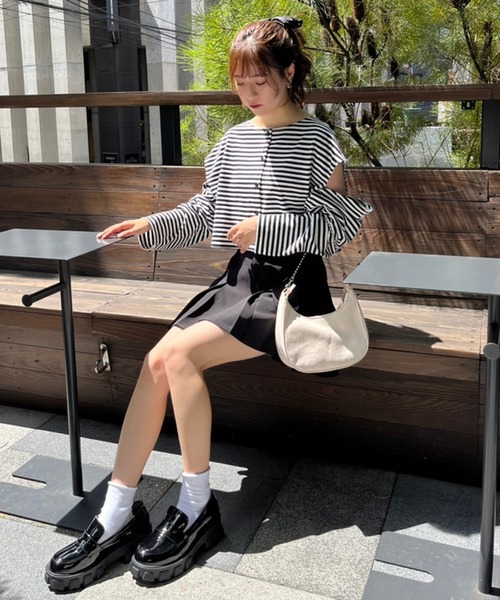 one after another NICE CLAUP（ワンアフターアナザーナイスクラップ）の「マルチWAYカッティングボーダートップス（Tシャツ/カットソー・レディース・ブラック系その他/ブラウン系その他/ベージュ系その他/グレイッシュベージュ・FREE）」の11枚目の写真