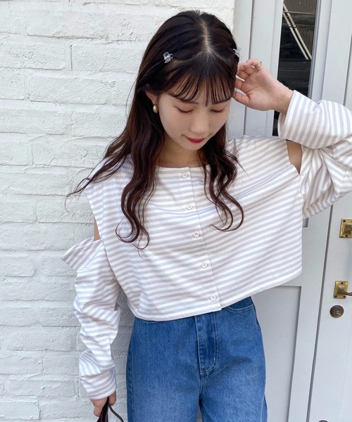 one after another NICE CLAUP（ワンアフターアナザーナイスクラップ）の「マルチWAYカッティングボーダートップス（Tシャツ/カットソー・レディース・ブラック系その他/ブラウン系その他/ベージュ系その他/グレイッシュベージュ・FREE）」の13枚目の写真