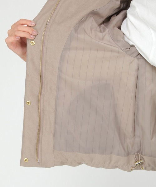 ikka（イッカ）の「細コールボリューム襟ダウンジャケット（ダウンジャケット/コート・レディース・ベージュ/マジェンタ/チャコールグレー・S/L/M）」の22枚目の写真