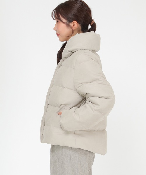 ikka（イッカ）の「細コールボリューム襟ダウンジャケット（ダウンジャケット/コート・レディース・ベージュ/マジェンタ/チャコールグレー・S/L/M）」の10枚目の写真
