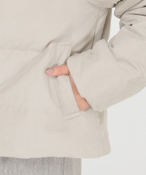 ikka（イッカ）の「細コールボリューム襟ダウンジャケット（ダウンジャケット/コート・レディース・ベージュ/マジェンタ/チャコールグレー・S/L/M）」の16枚目の写真